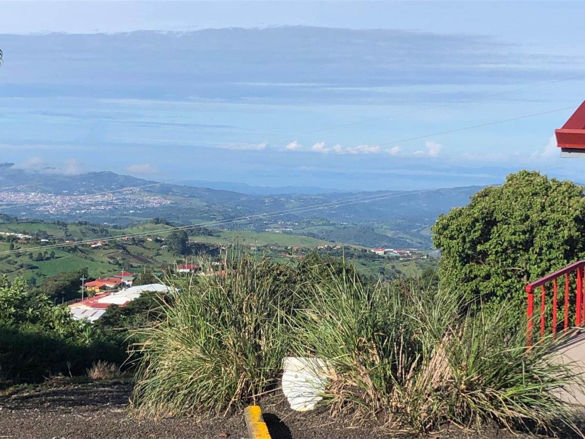 Hospedaje Alto Lechuza Zarcero Buitenkant foto